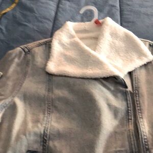NWT Brand New year around weighted jean jacket. Many zippers.Gift,New. Size 8-10